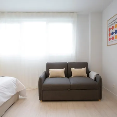 Urbil Ayuntamiento Апартаменты Бильбао