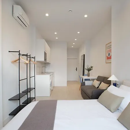Urbil Ayuntamiento Apartment *