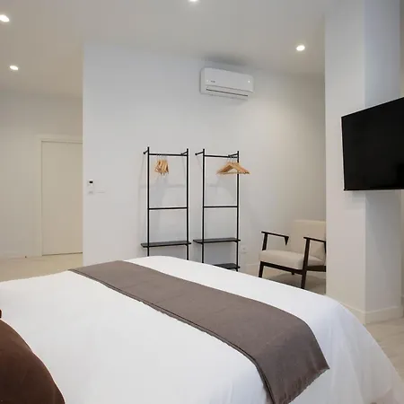 Urbil Ayuntamiento Apartment