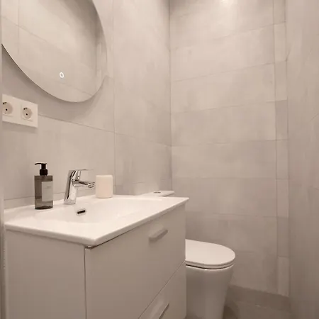 Urbil Ayuntamiento Apartment
